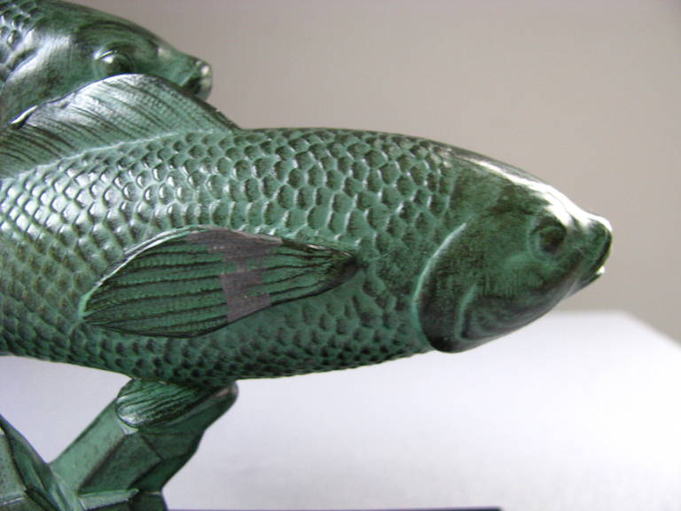 Art Deco Sculpture Of Two Fish By Georges Garreau France 1940 In Excellent Condition In Saarbruecken, DE