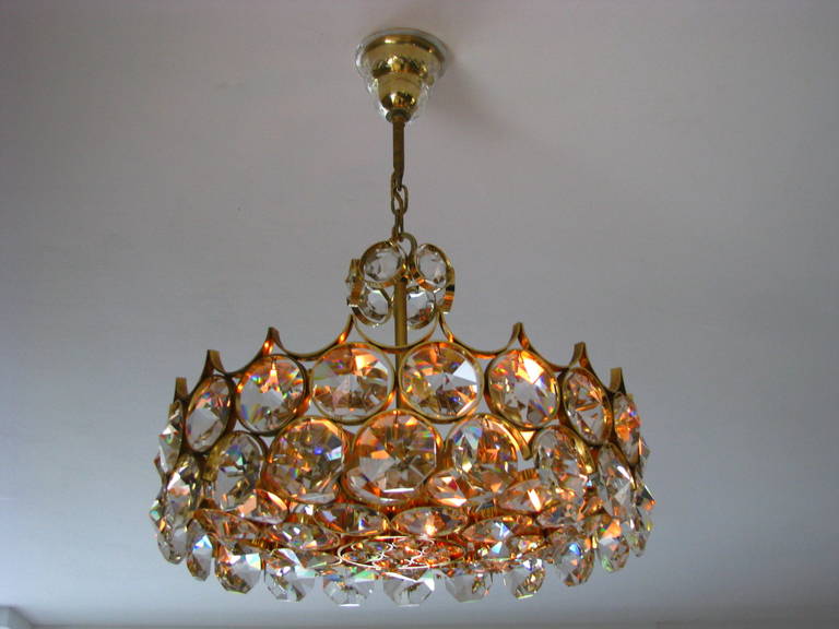 Austrian 1960s Crystal and Brass Bakalowits Chandelier