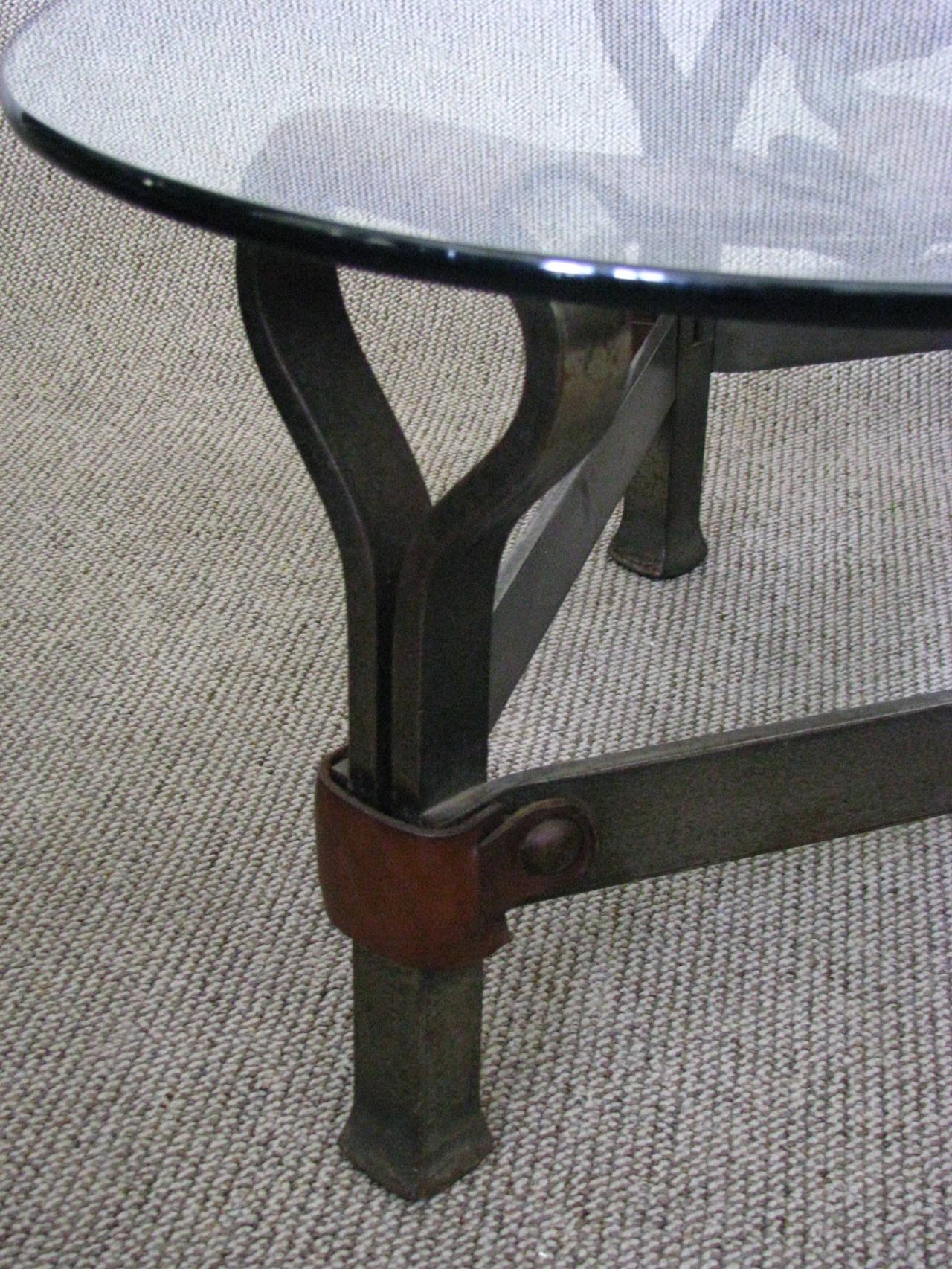 French 1950s 'Fer Forge' Leather Strap Cocktail Table Style Adnet In Good Condition In Saarbruecken, DE