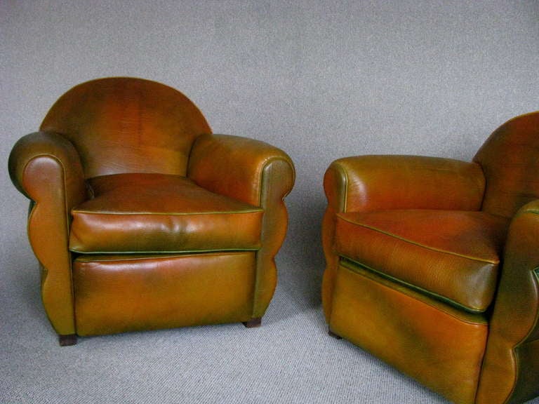 Mid-20th Century Art Deco Club Chair Armchairs 1940 Neck Leather