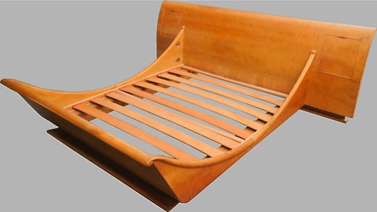 Beautiful, Unique and Amazing Bed From the 50's