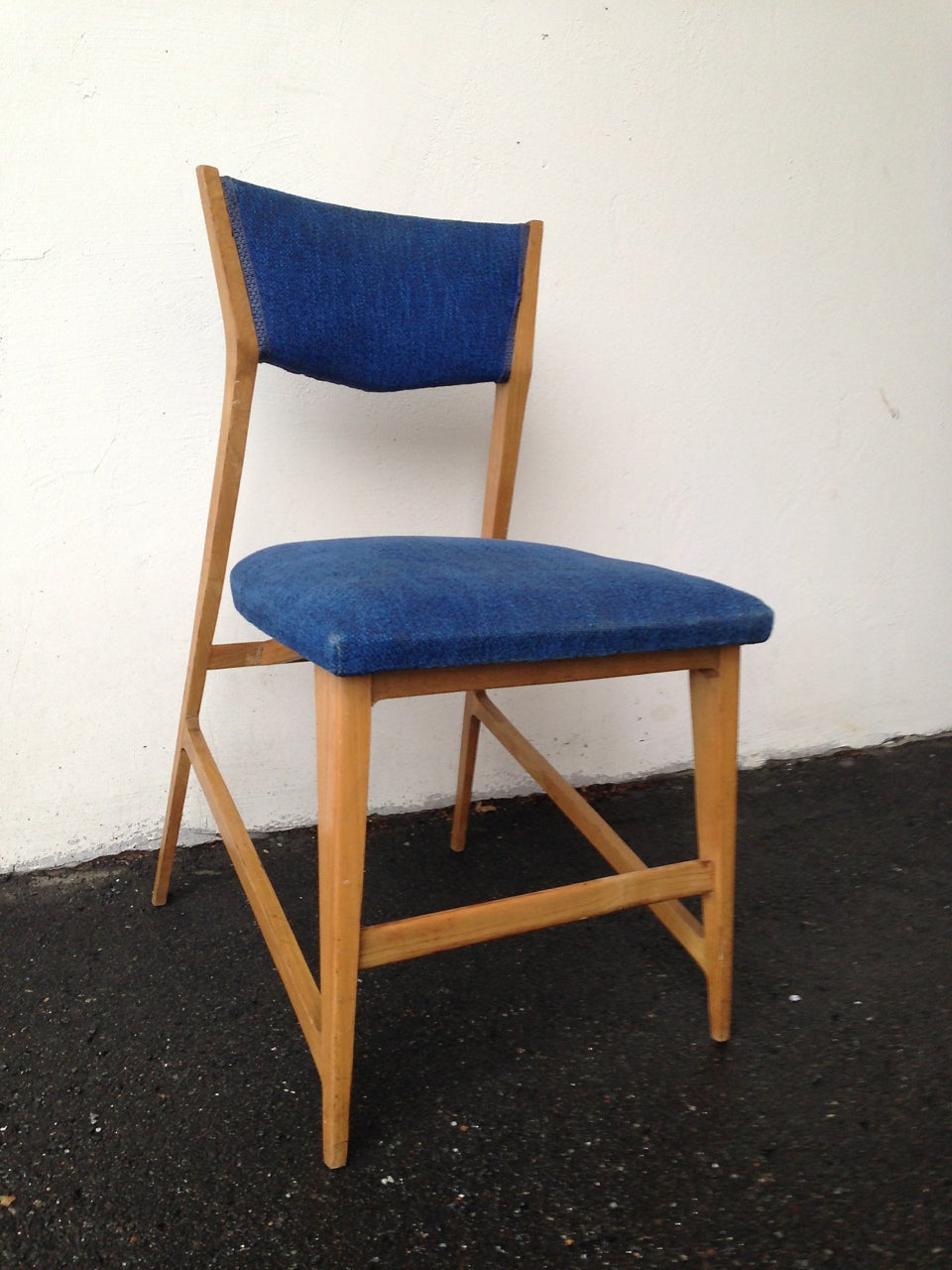 Small Curved Desk with Matching Chair Attributed to Gio Ponti 1