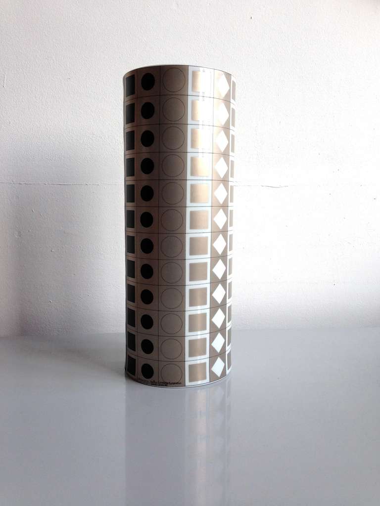 Ham selv Fem Eve Victor Vasarely large Vase 88/200 Rosenthal at 1stDibs | victor vasarely  vase