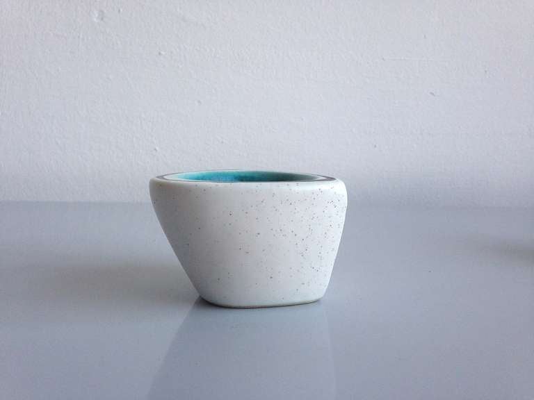 Georges Jouve Vessel White/ Turquoise In Excellent Condition In Munich, DE
