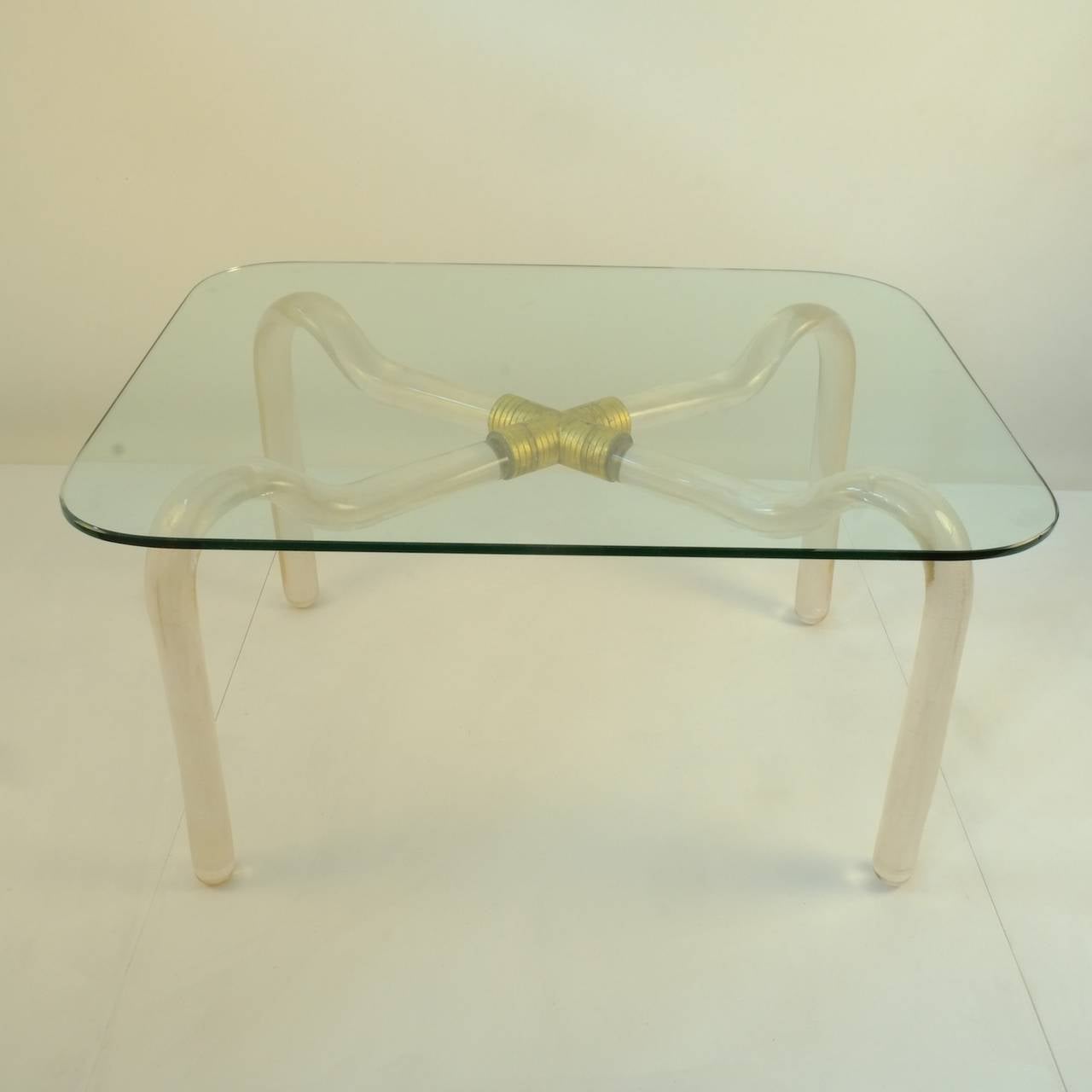 Table basse de Seguso Vetri d'Arte, les pieds en verre moucheté de feuilles d'or.
