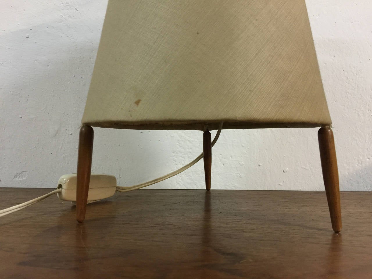 Austrian Model 4375 Eichhörnchen or Squirrel Table Lamp by Kalmar