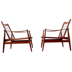 Pair of Finn Juhl Lounge Chairs FD 133 Teak