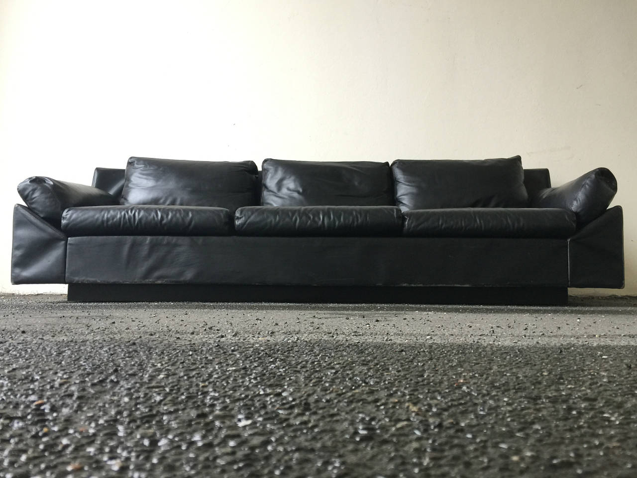 German California Sofa by Edelhard Harlis