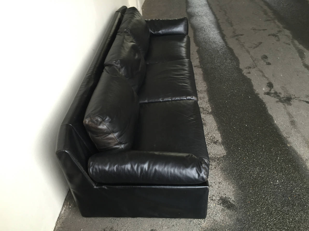 California Sofa by Edelhard Harlis 2