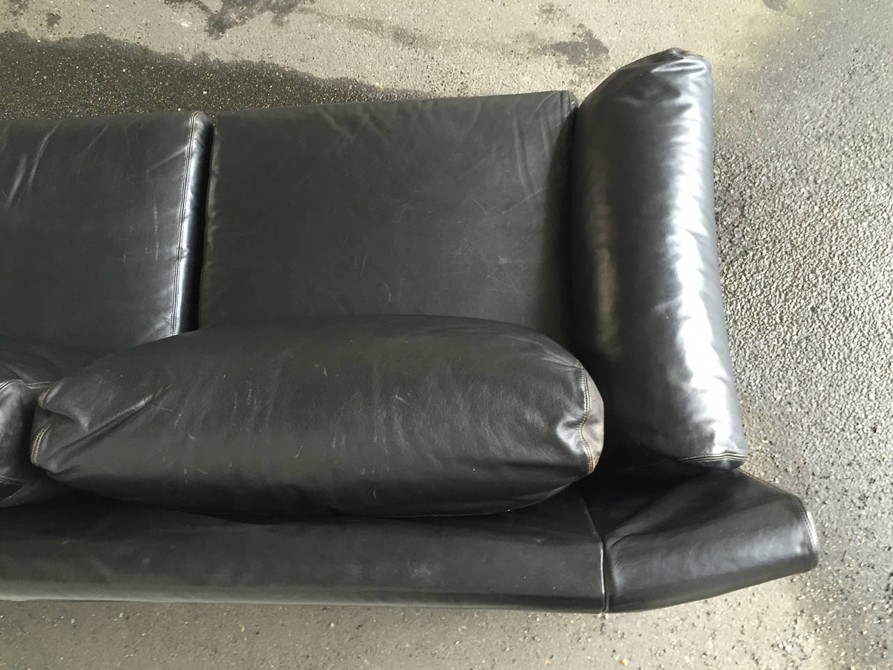 Designed in 1958 and made by Hans Kaufeld. Heavy quality and massive comfort. The best sofa money could buy, if you could afford.