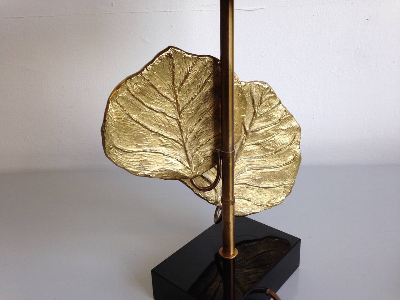Maison Charles Leaf Table Lamp Cléa In Good Condition In Munich, DE