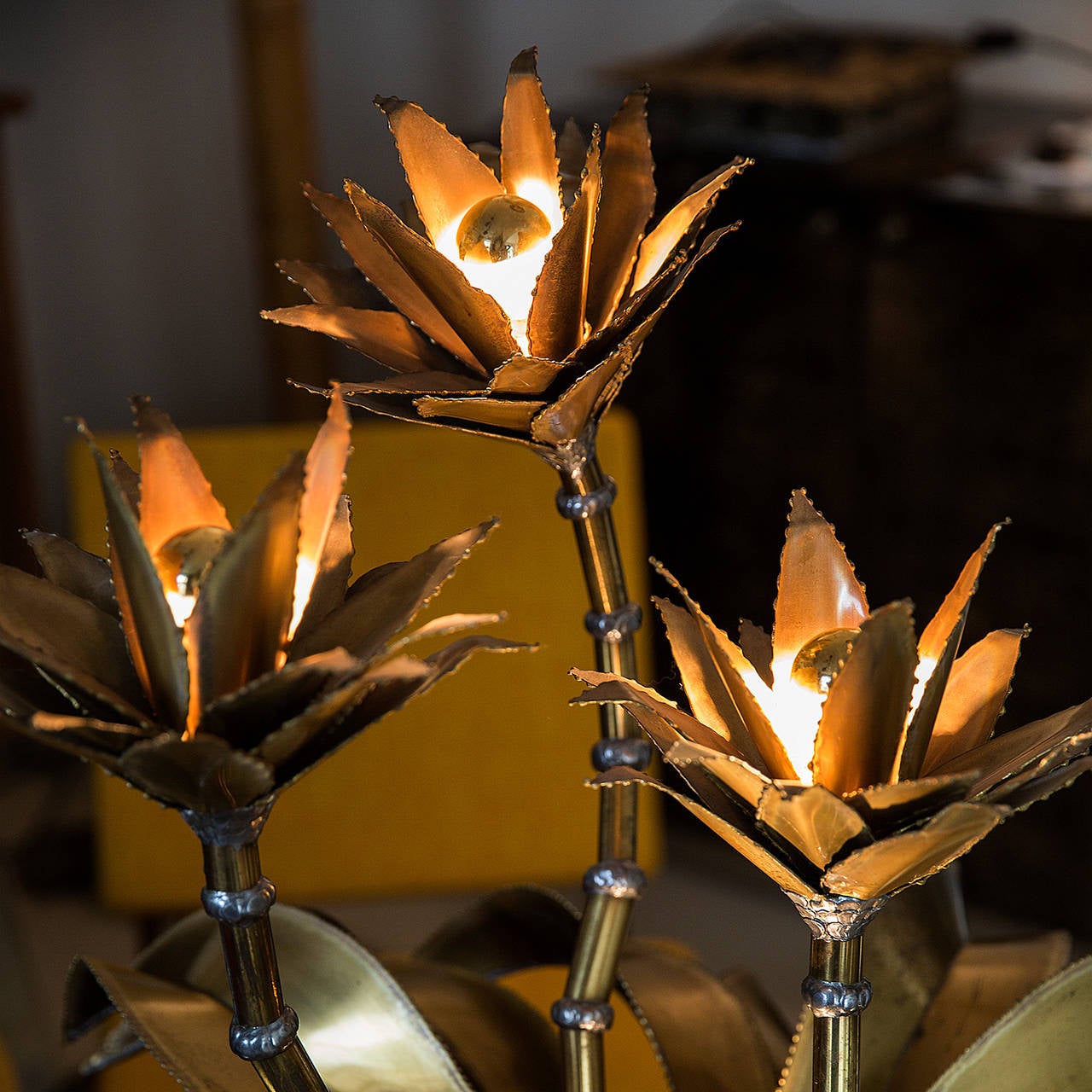 Mid-20th Century Maison Jansen Palm Flower Lamp