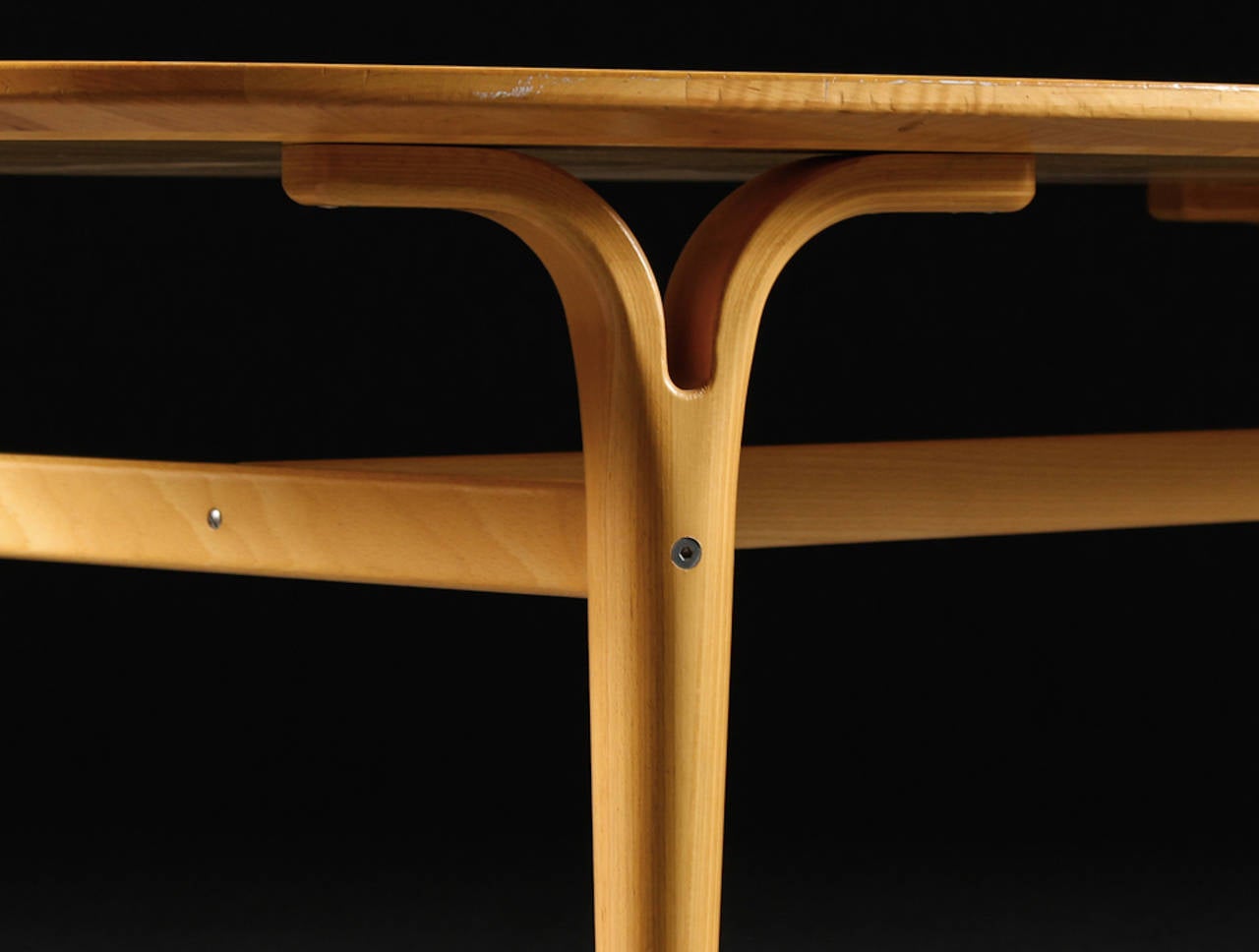 elegant dining table or desk superellipse In Good Condition In Munich, DE