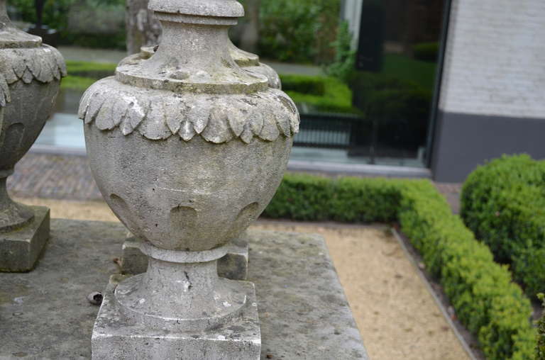 Carved Four Garden Flame Finials Urns, 19th Century For Sale