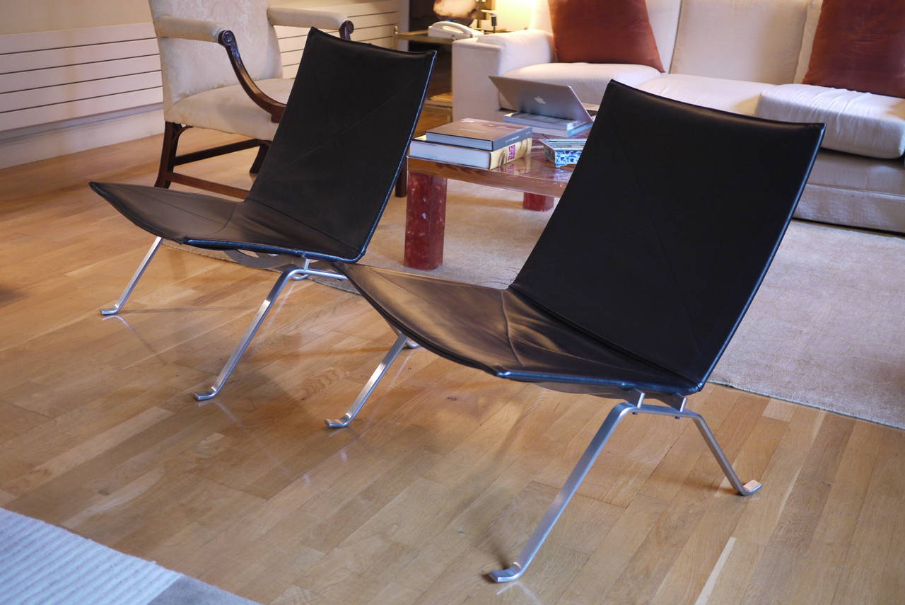 Mid-Century Modern Pk 22 Lounge Chairs