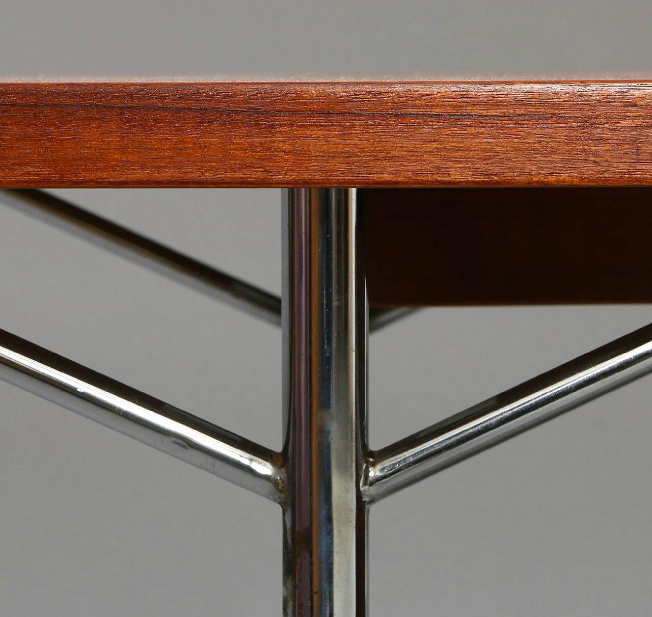 Arne Vodder Teak Desk In Excellent Condition In Madrid, ES