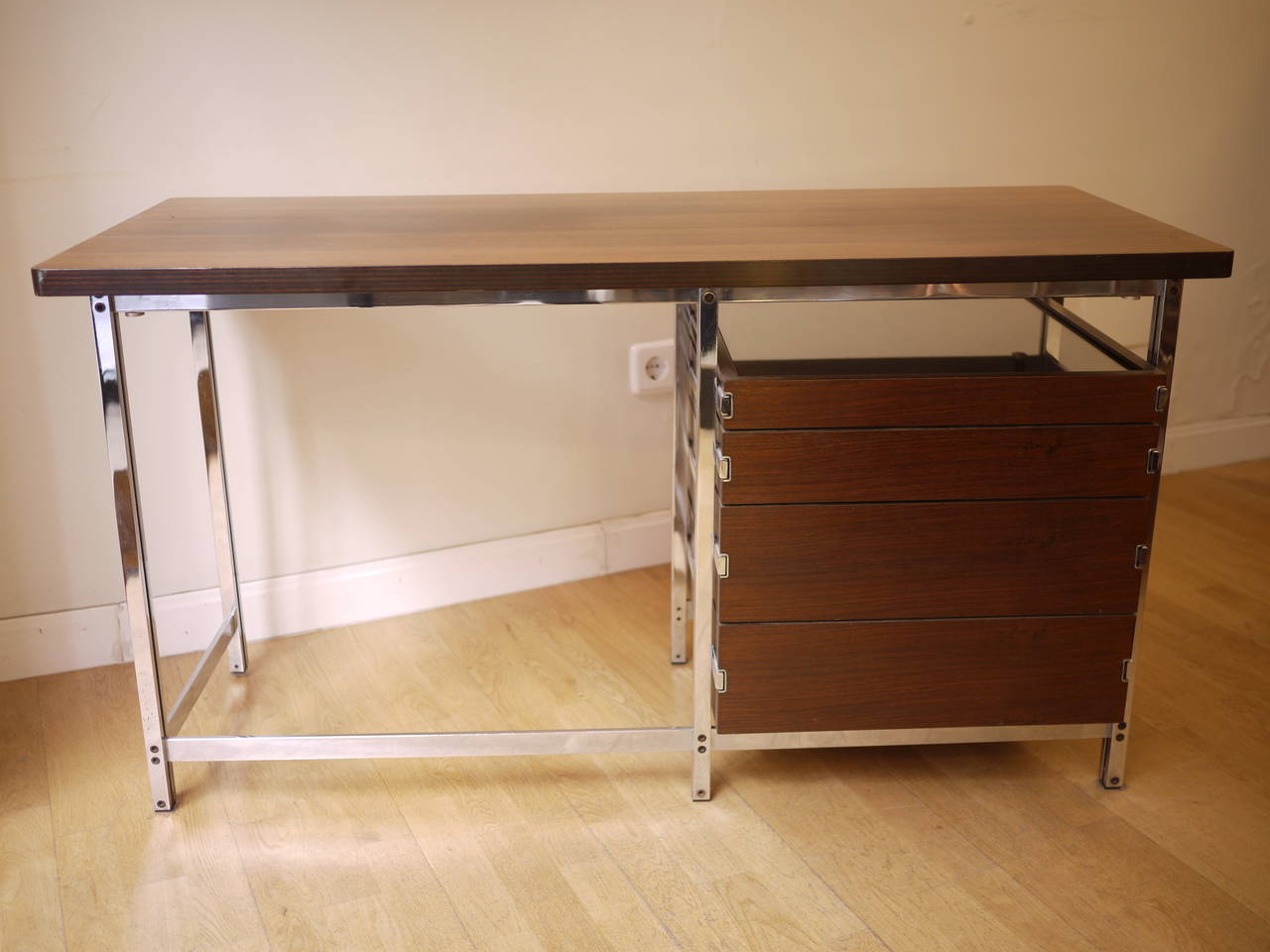 Jules Wabbes Rosewood Writing Table In Excellent Condition In Madrid, ES