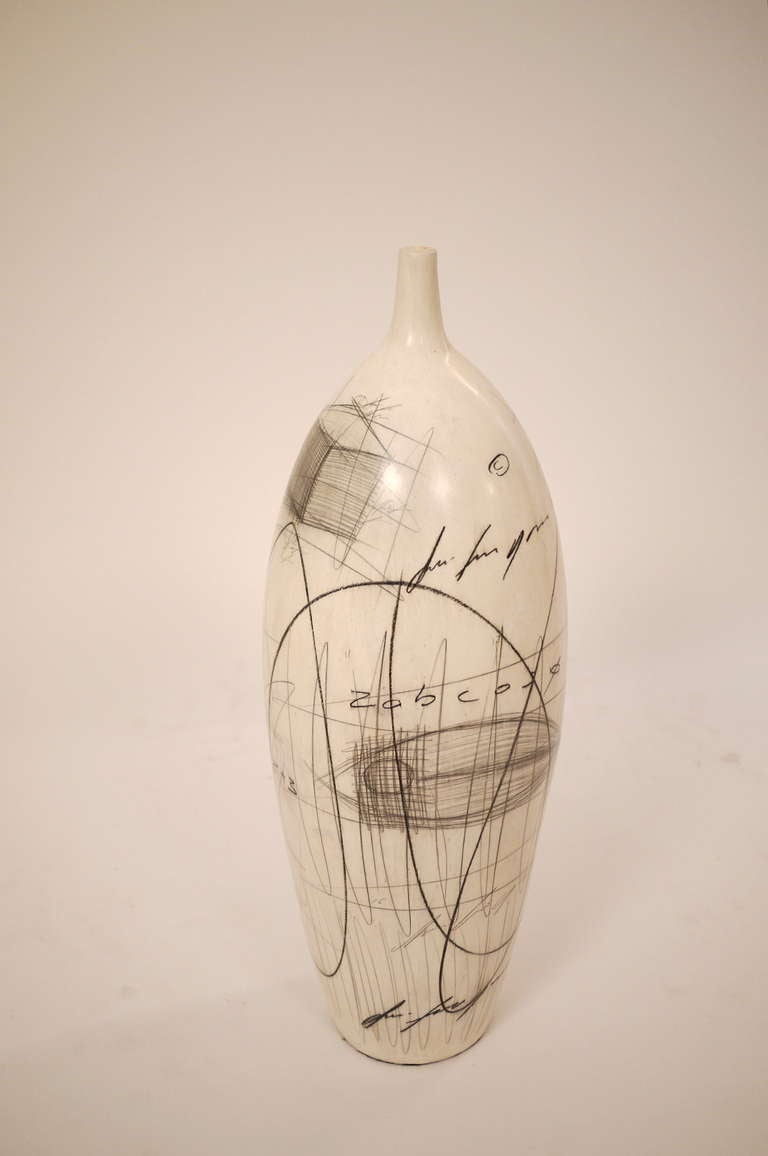 Minimalist YURI ZATARAIN, Ceramic Vase, circa 1990, Mexico. For Sale
