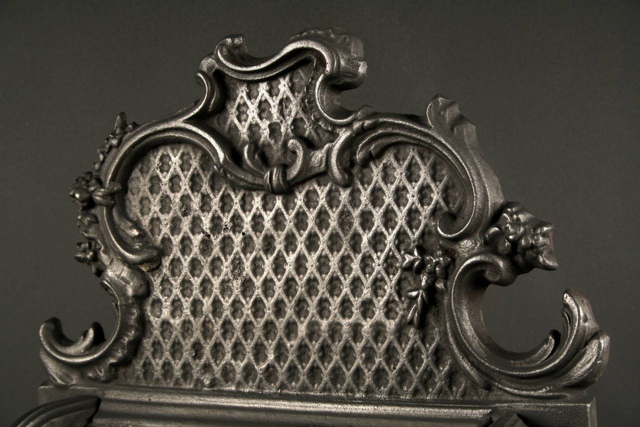 Original Cast Iron and Brass Rococo Manner Fire Grate In Excellent Condition In London, GB