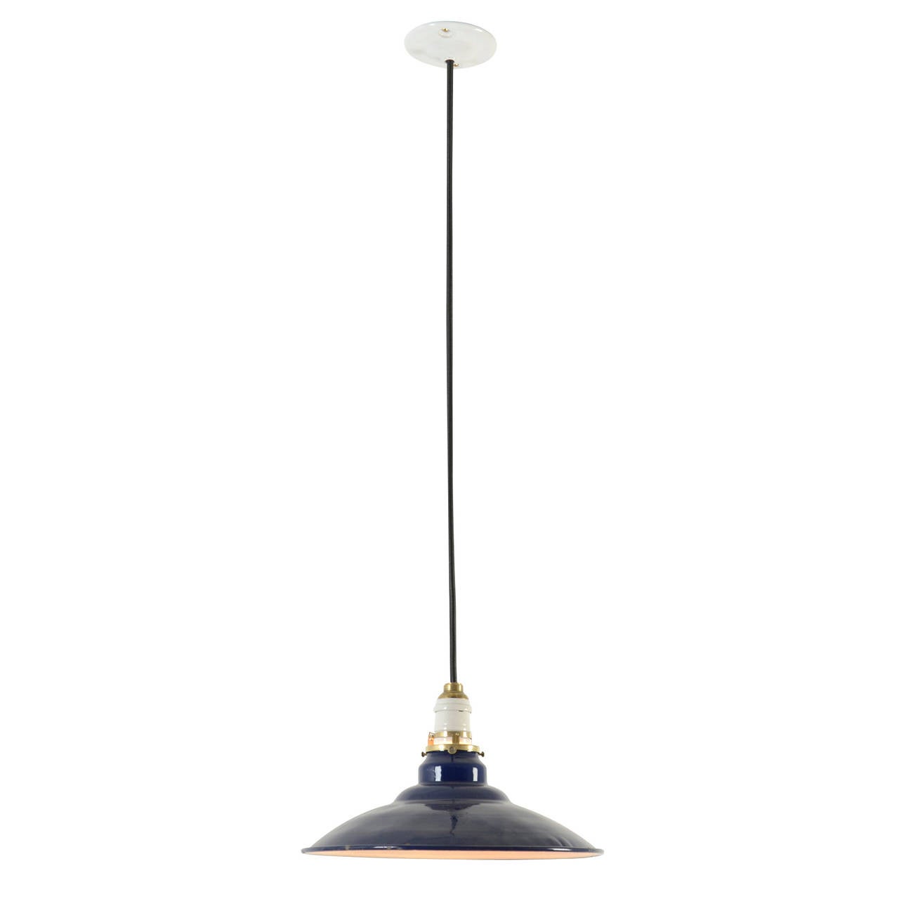 This nice pendant marries a white porcelain socket with a 12