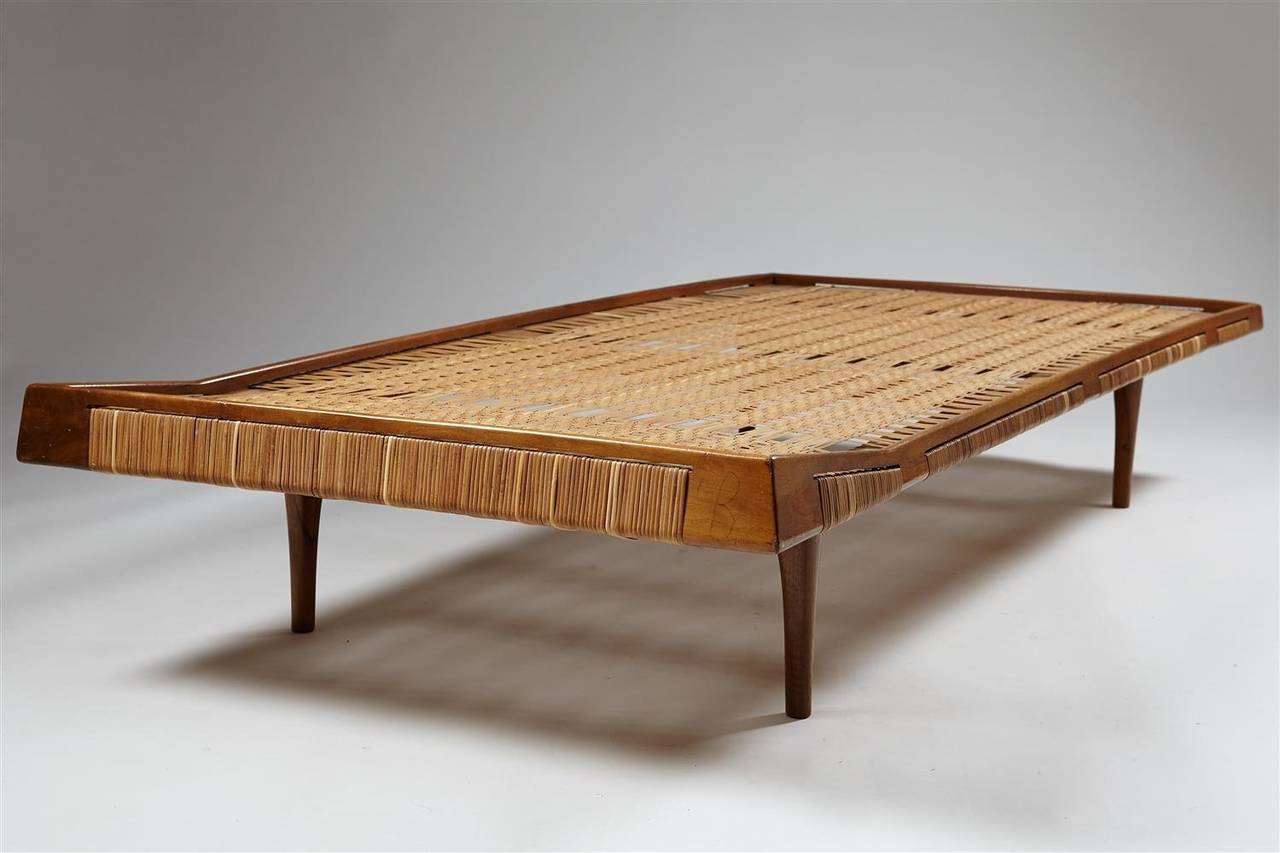 Daybed in Walnut and Cane Attributed to Ib Kofoed Larsen, Denmark, 1950s In Excellent Condition In Stockholm, SE