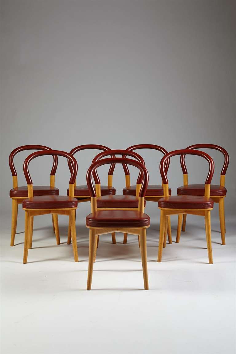 Ensemble de huit chaises:: Göteborg:: conçu par Gunnar Asplund pour Cassina
