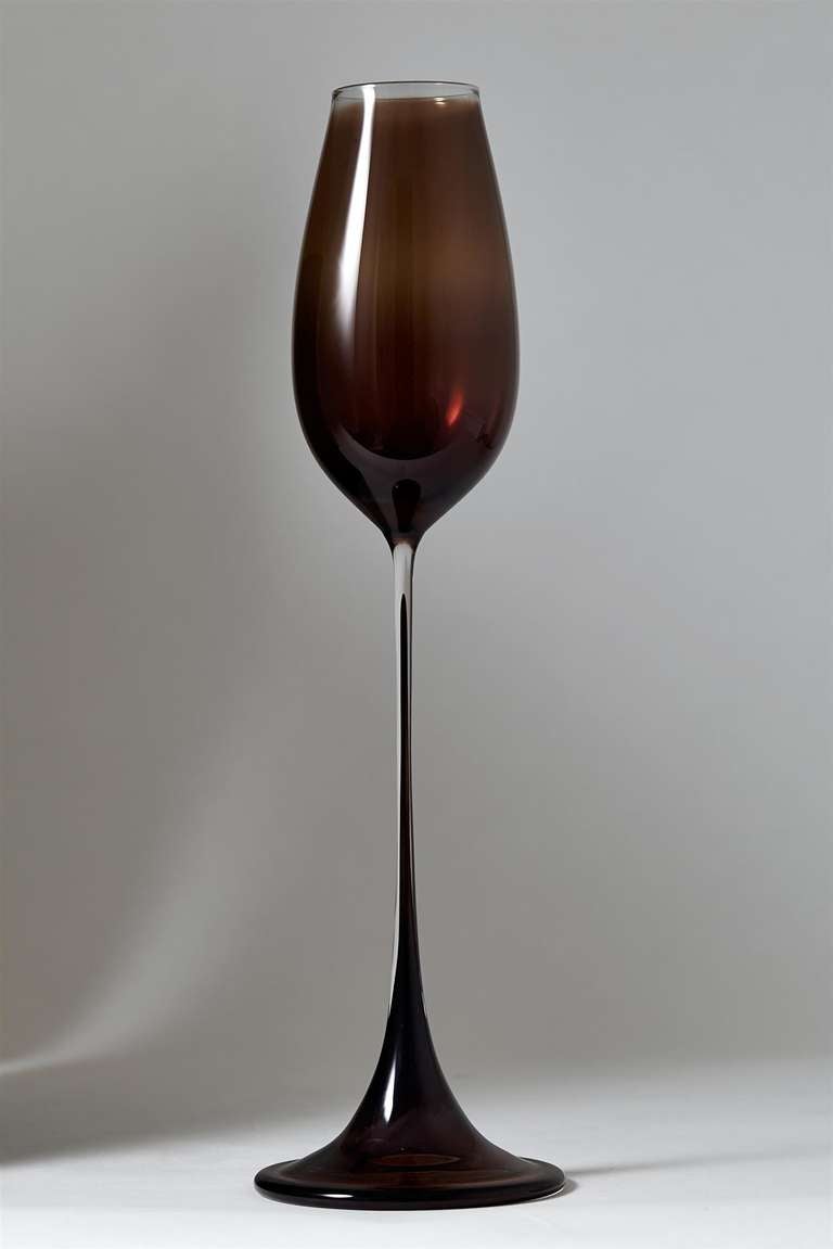 Tulip glass designed by Nils Landberg for Orrefors, Sweden, 1957.