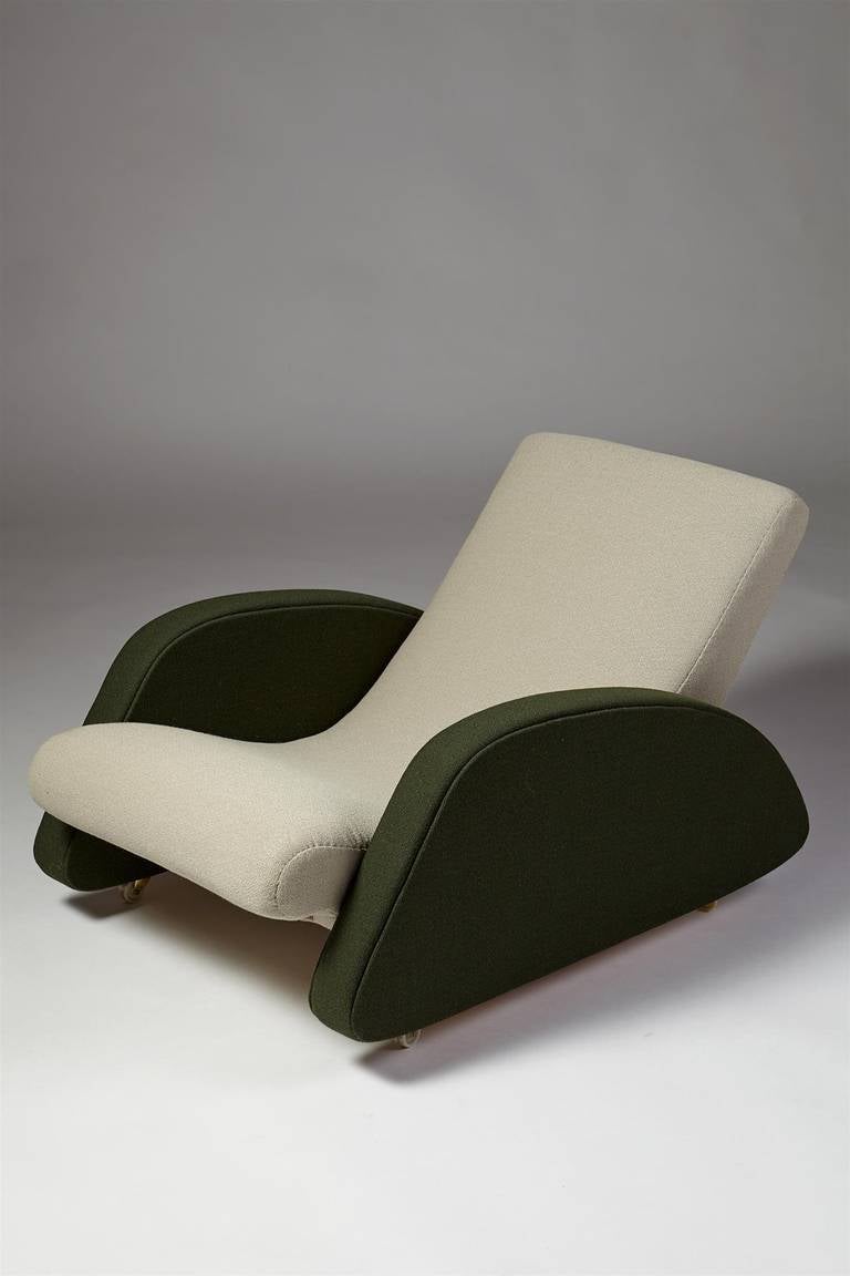Armchair in wool upholstery, designed by Bo Wretling for Otto Wretling, Sweden, 1930s.