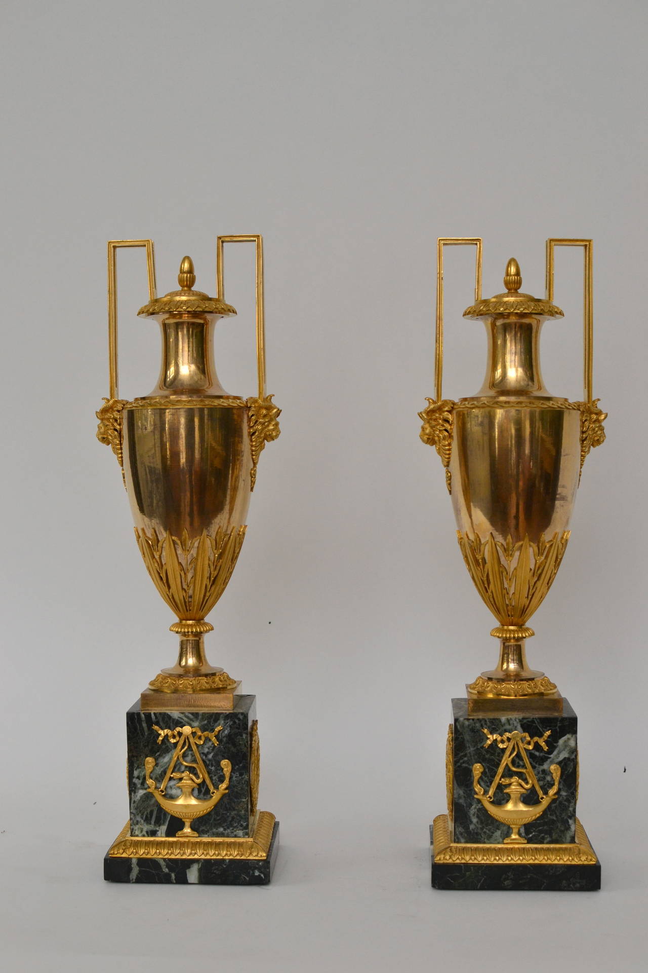 French Fine Pair of Empire Gilt Bronze and Marble Vases, Paris, circa 1810