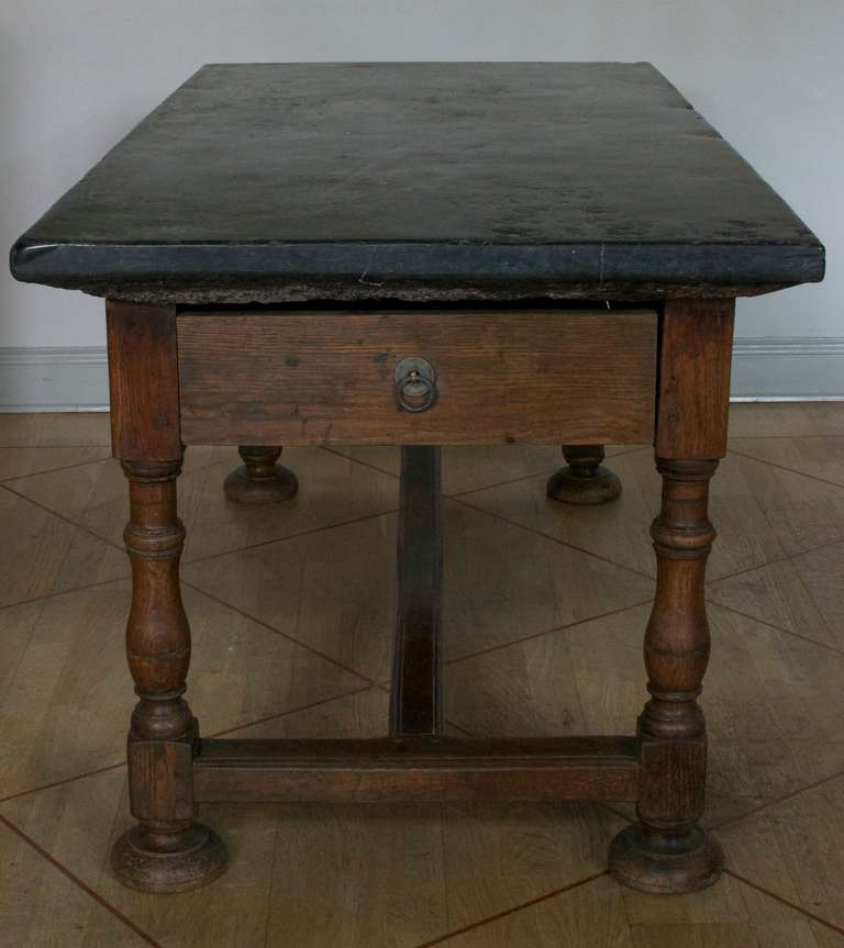 A Large Swedish Stone Slab Table 18th/19th Century In Good Condition In Stockholm, SE