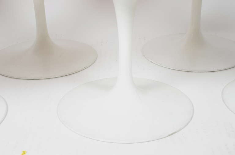 Set of Tulip Stools Designed by Eero Saarinen for Knoll In Excellent Condition In Stockholm, SE