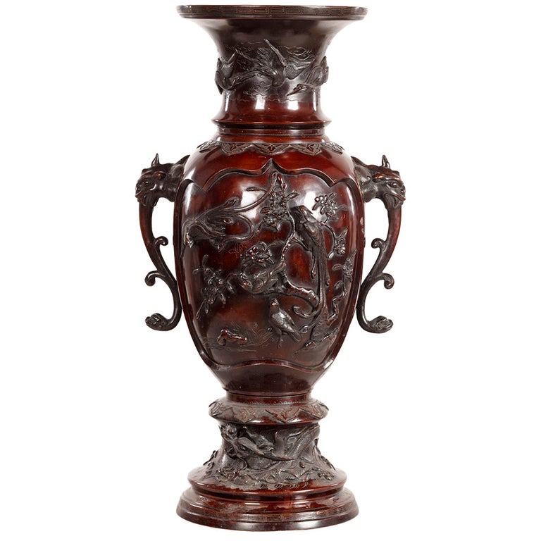 Large Bronze Urn from Japan MeijiPeriod, 18681912 For Sale at 1stDibs