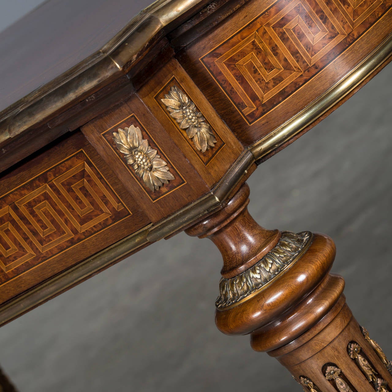 Elegant Napoleon III Music Table, France, 1860-1870 In Excellent Condition In Kastrup, DK