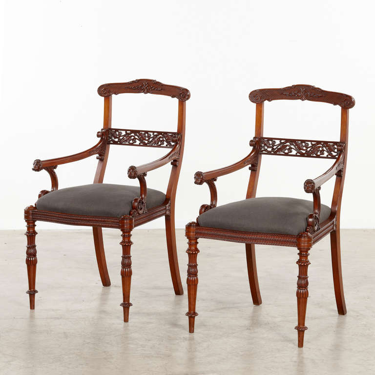 A pair of arm chairs in 'Hetsch style', elegant crafted in mahogany with high quality in the wood carving wook, amongst other with lionhead at the front of the armrest.
G. F. Hetsch (1788-1864) was a German-born Danish architect.
Copenhagen,