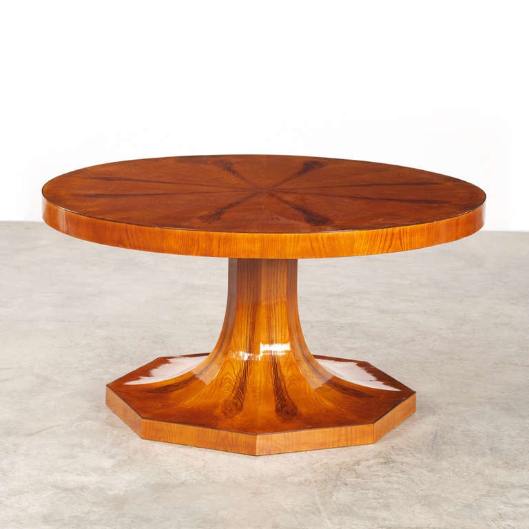 Art Deco Table For Sale at 1stDibs
