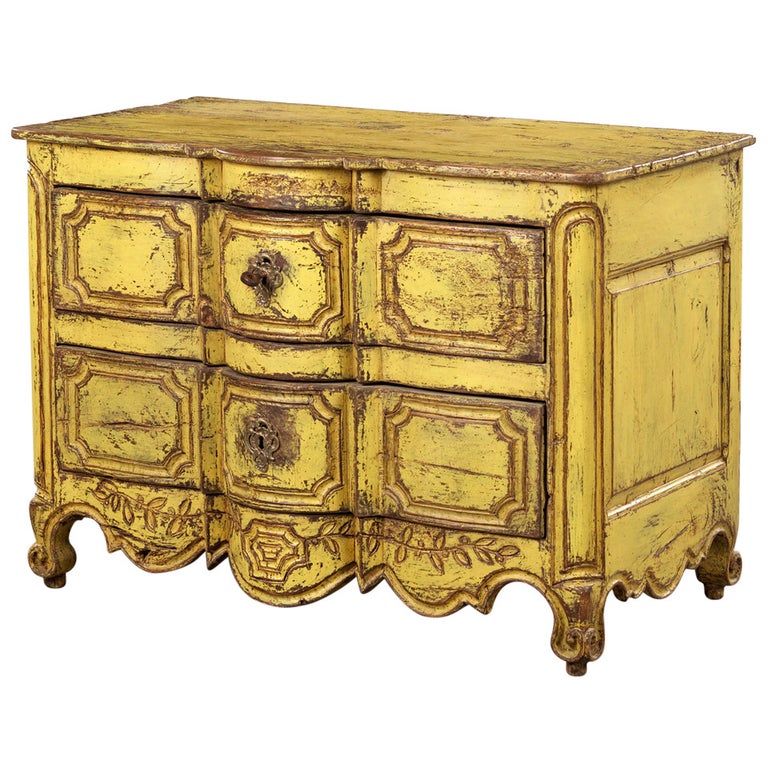 French Chest of Drawers For Sale at 1stDibs
