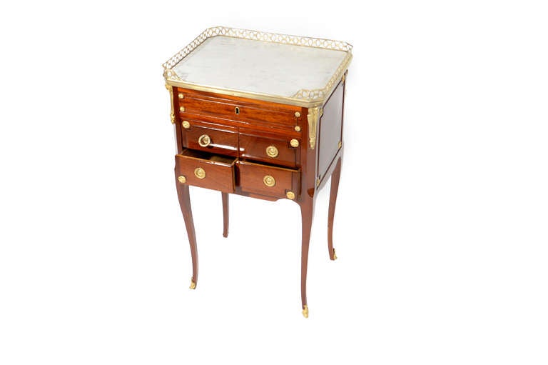 18th Century Paris Cabinett