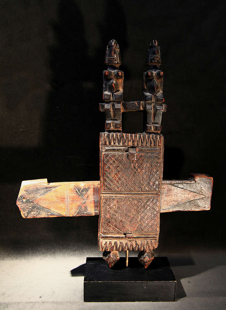 Dogon Lock
