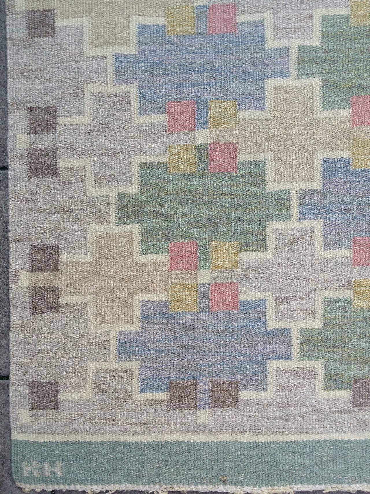 Swedish flatwoven rug. Mary Sandberg -Klockargården Hemslöjd In Excellent Condition For Sale In Stockholm, SE
