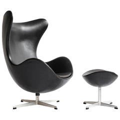 Arne Jacobsen Egg Chair with Stool