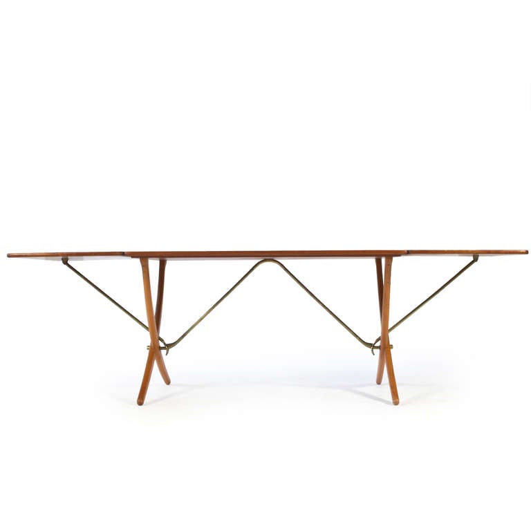 Scandinavian Modern Hans J. Wegner AT-304 Dining Table, Andreas Tuck
