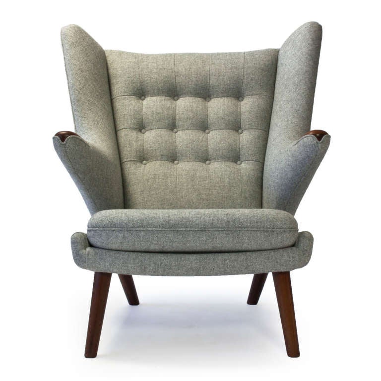 Hans J. Wegner Papa Bear, AP Stolen