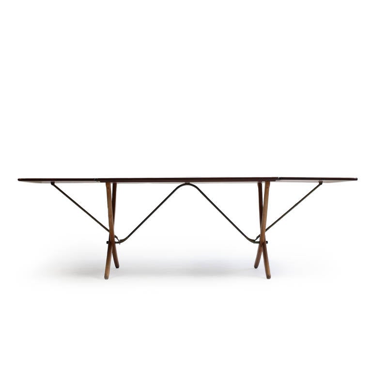 Wegner Sabre Leg Table, AT-304, Andreas Tuck