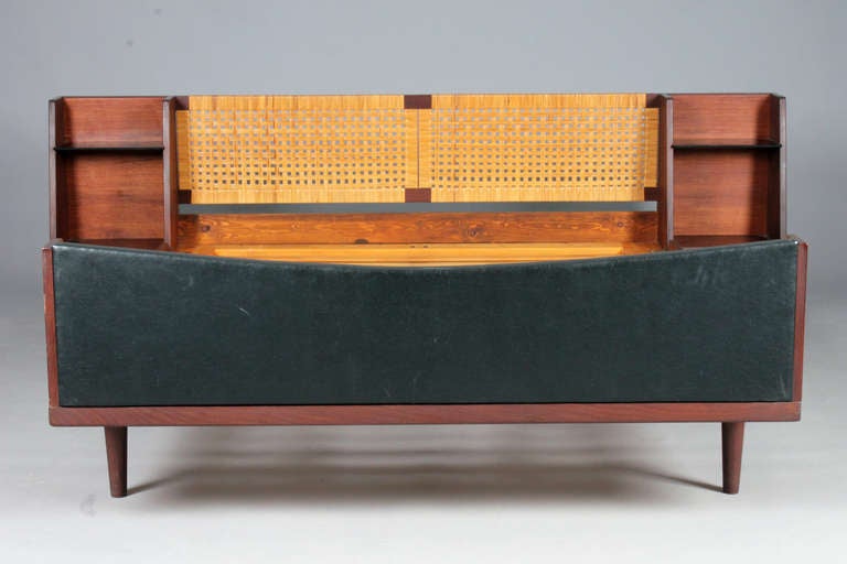 Bed by Hans J. Wegner for Getama