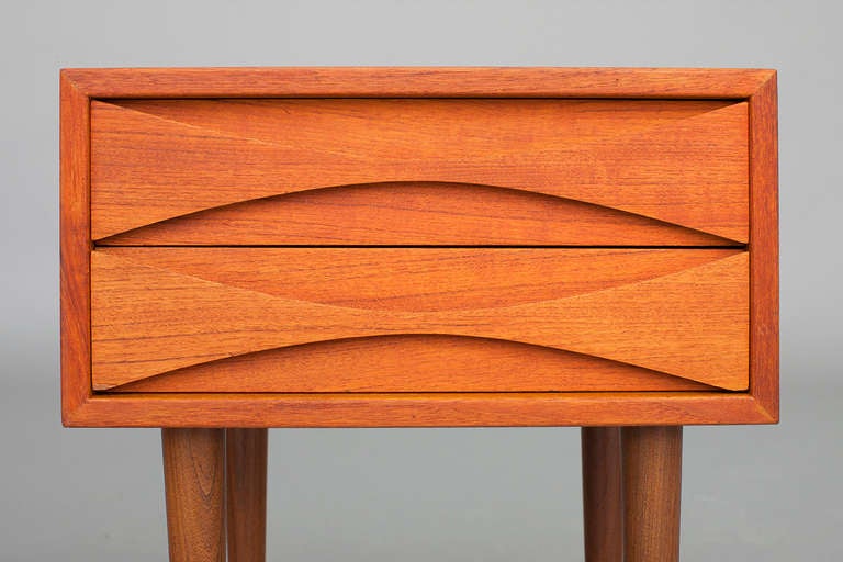 Mid-Century Modern Pair of Chests / Bedside Tables by Arne Vodder