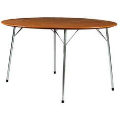 "The Ant table" by Arne Jacobsen for Fritz Hansen