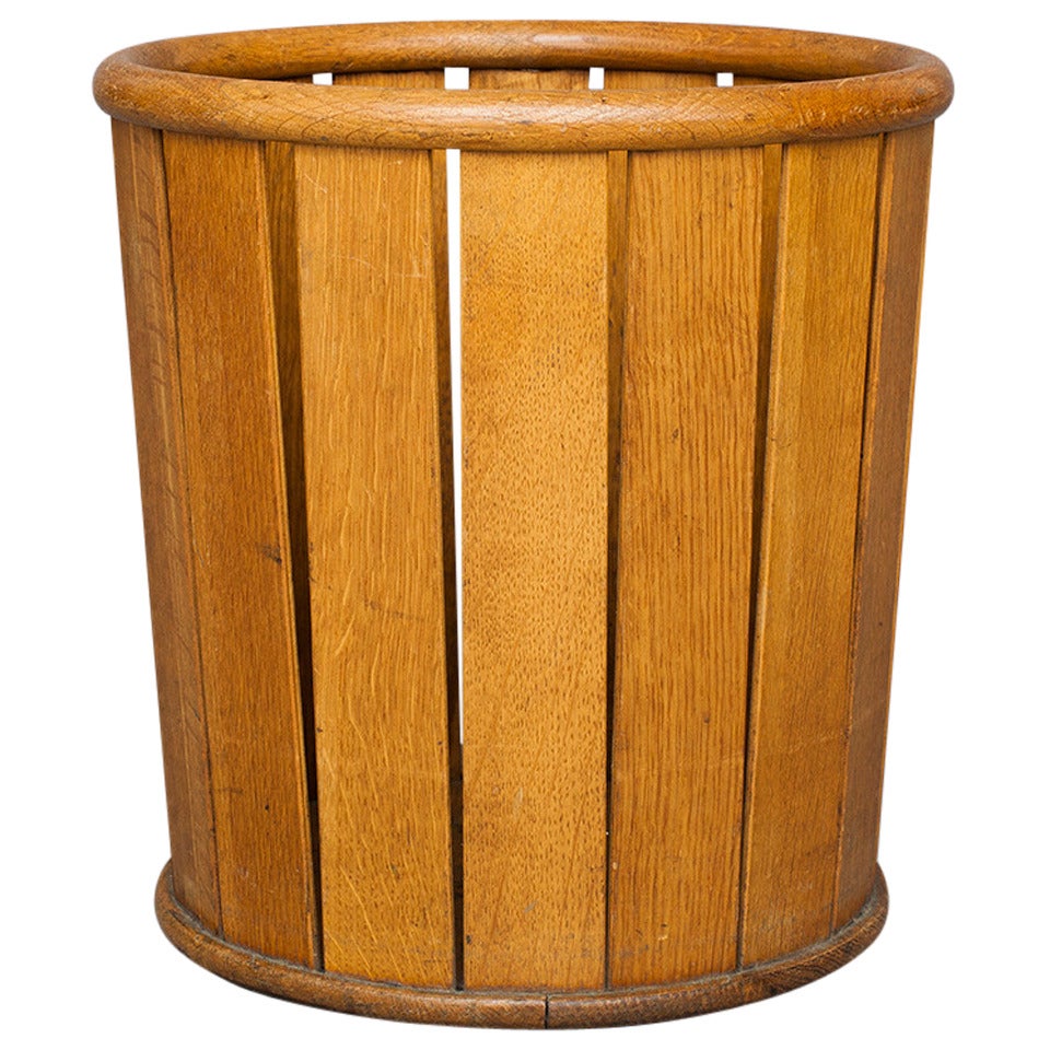 Waste paper basket by Hans J. Wegner for Plan Furniture