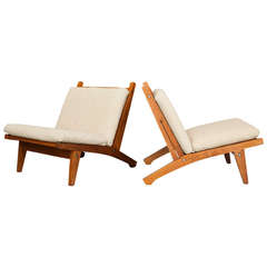 Pair of Lounge Chairs by Hans J. Wegner for Getama