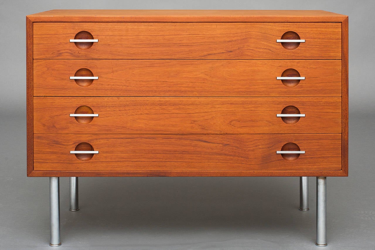 Pair of chests by Hans J. Wegner for Ry Furniture.
Model: RY31.
Teak and steel.
Nice refinished condition, small repair on top of one chest, see photo.