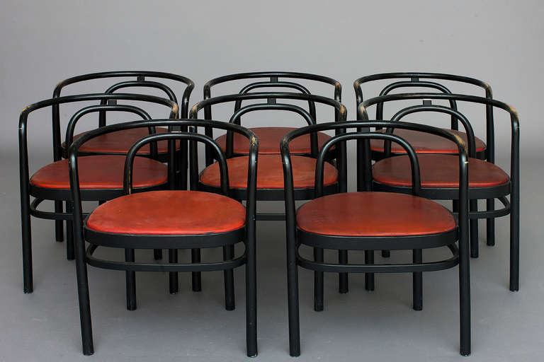 Set of 8 chairs. Model: PK-15 by Poul Kjaerholm for PP Furniture.
Design 1978.
Bentwood ash, black lacquer and leather.
Nice condition, age-related wear to the leather and paint, see photos.